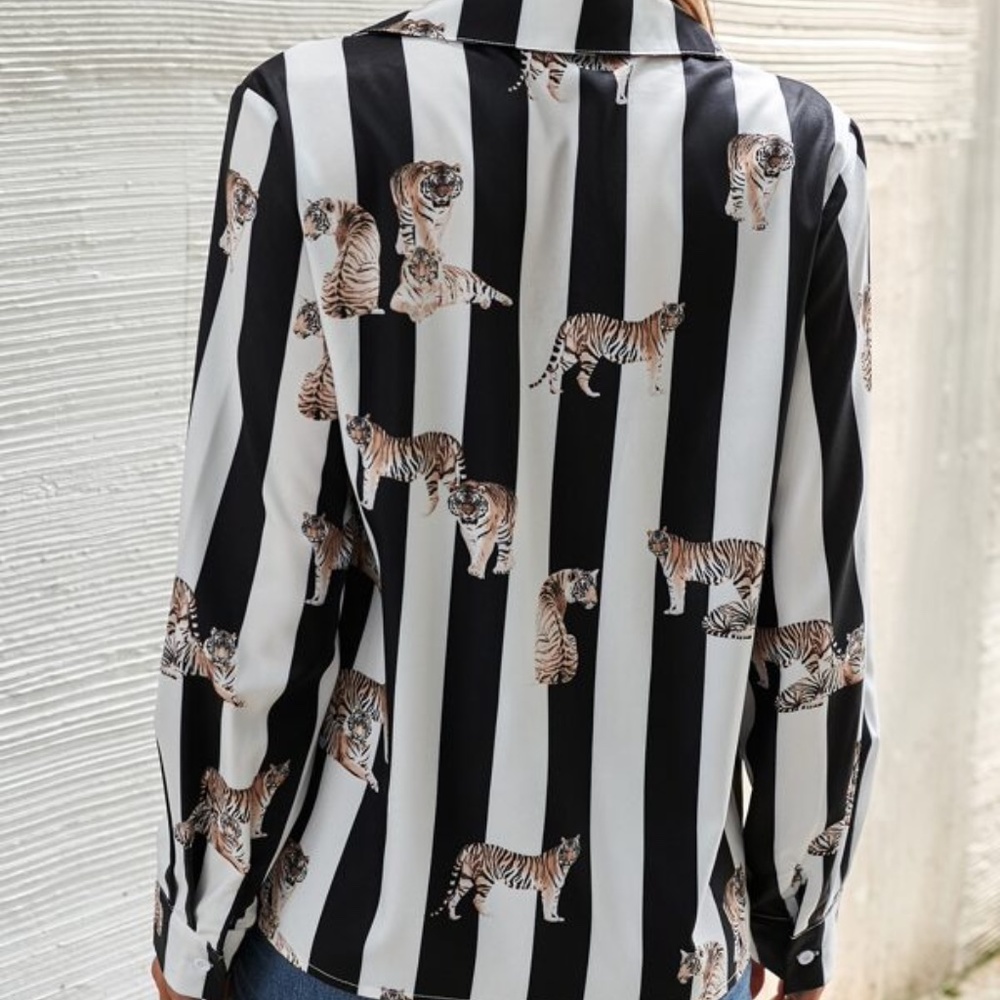 Tiger print Black White stripes button down long sleeve top - Picture 3 of 5